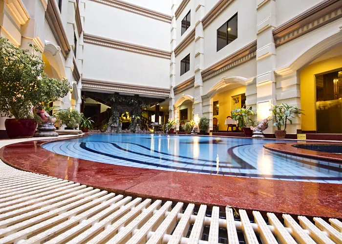 酒店 Majestic Angkor 4*